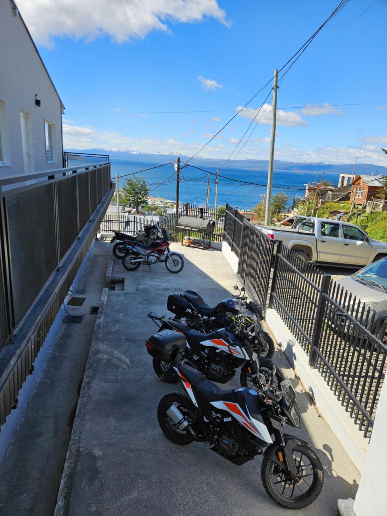 Dpto Amplio Con Vista A La Bahia Apartment Ushuaia Exterior foto